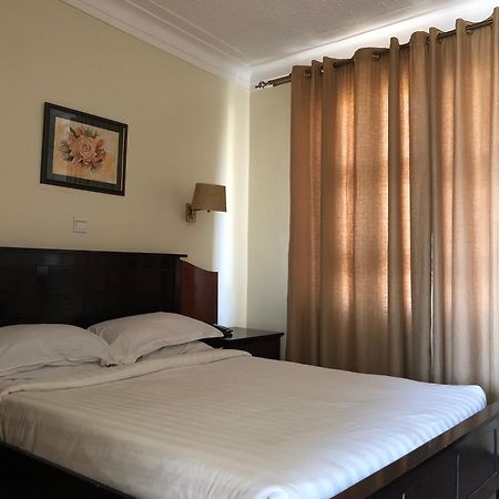 Shangri-La Hotel Muyenga Bugolobi 외부 사진