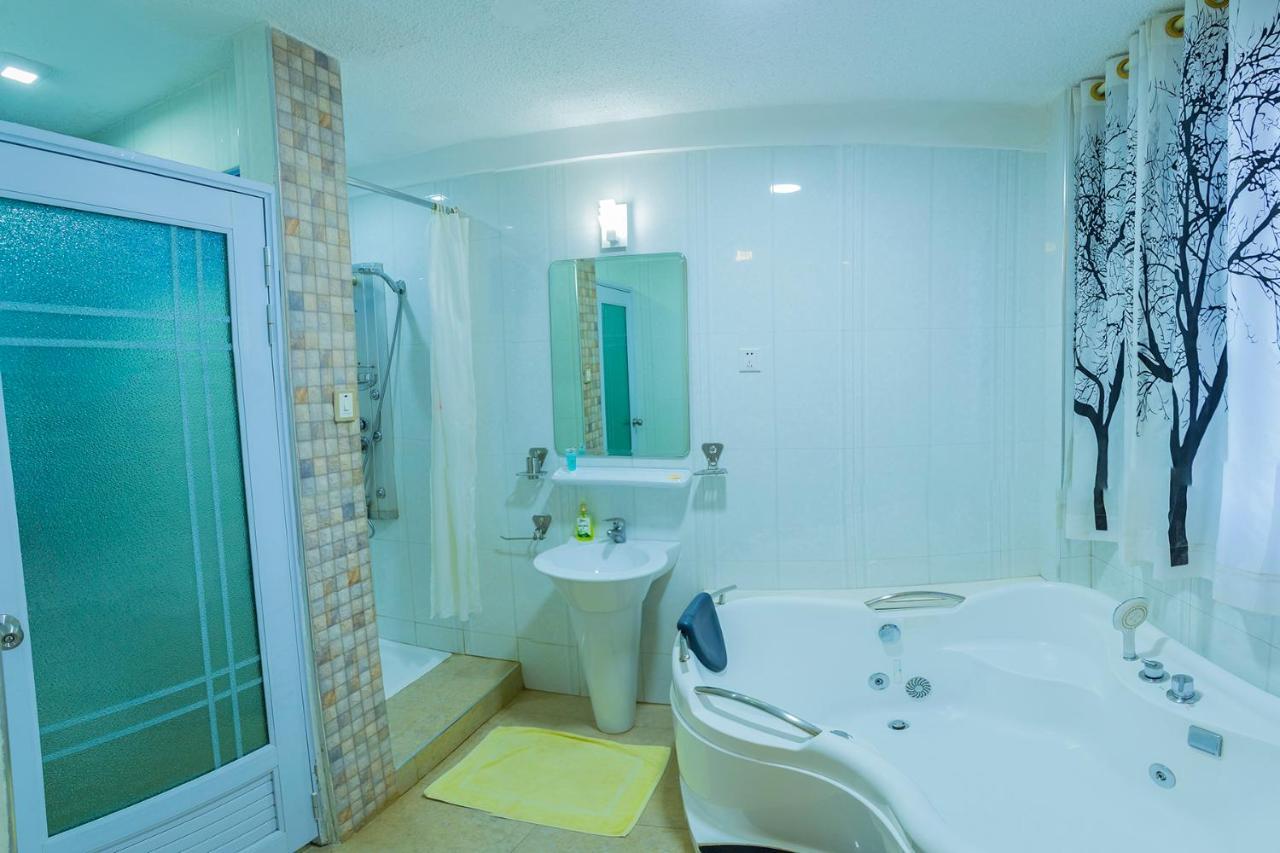 Shangri-La Hotel Muyenga Bugolobi 외부 사진