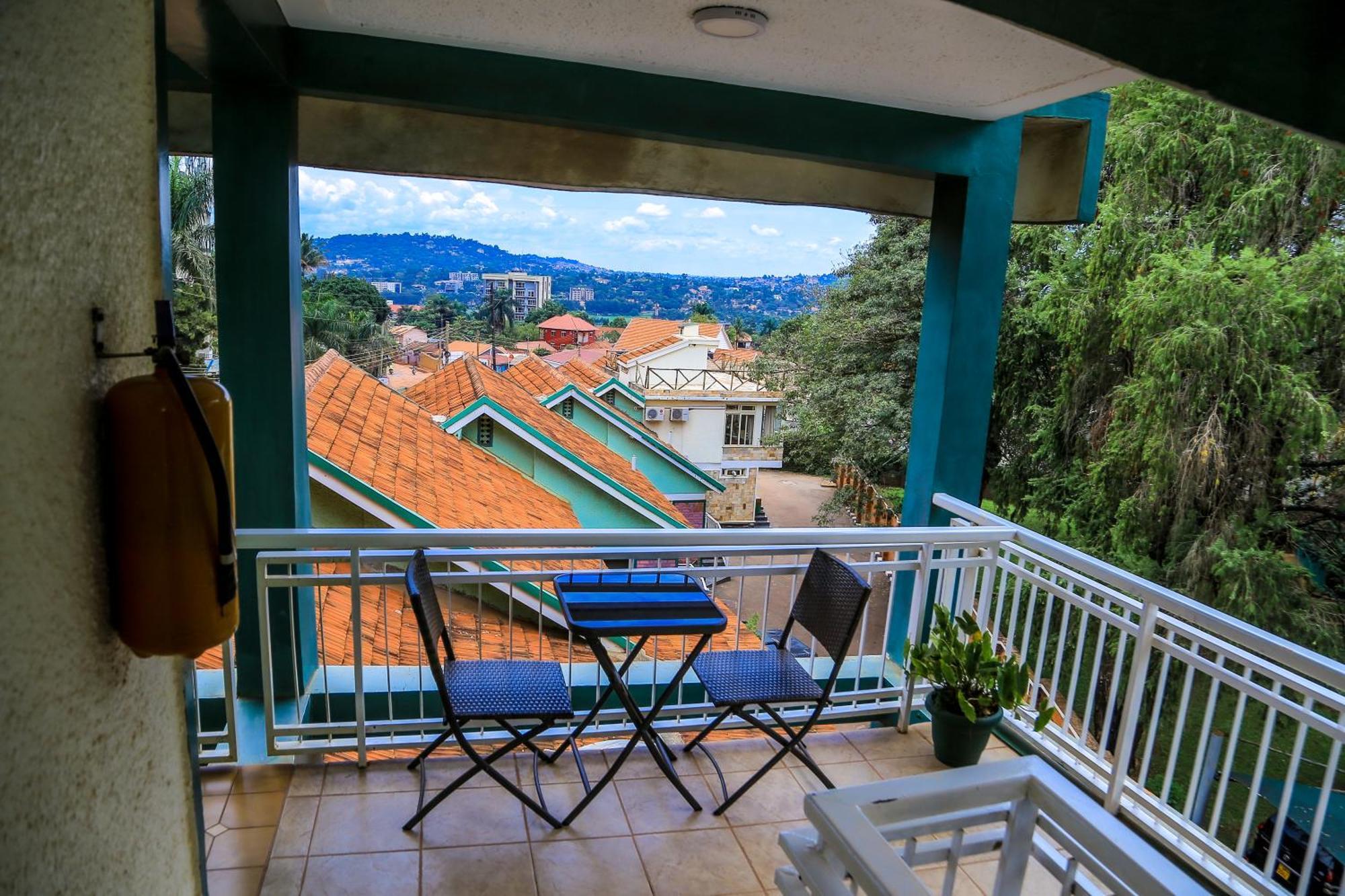 Shangri-La Hotel Muyenga Bugolobi 외부 사진