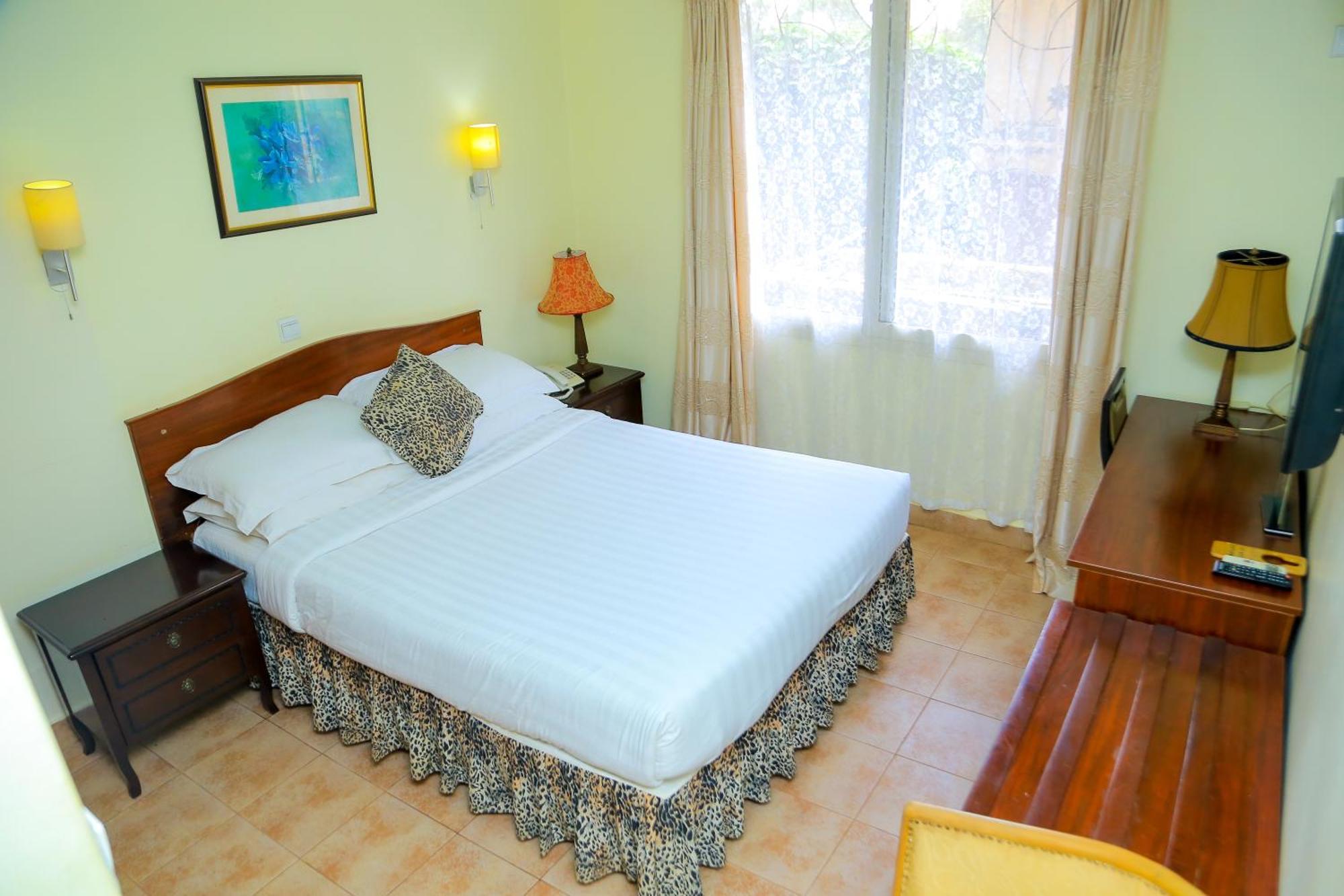Shangri-La Hotel Muyenga Bugolobi 외부 사진