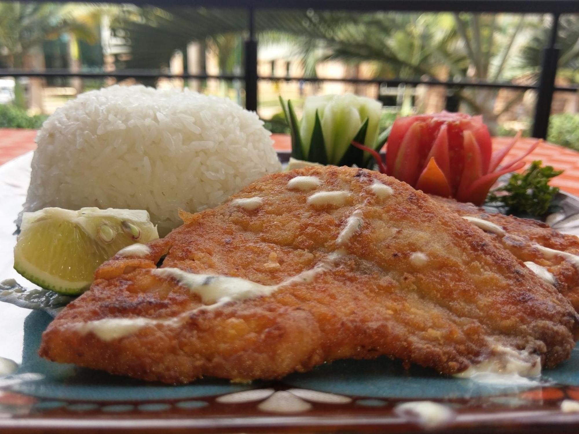 Shangri-La Hotel Muyenga Bugolobi 외부 사진